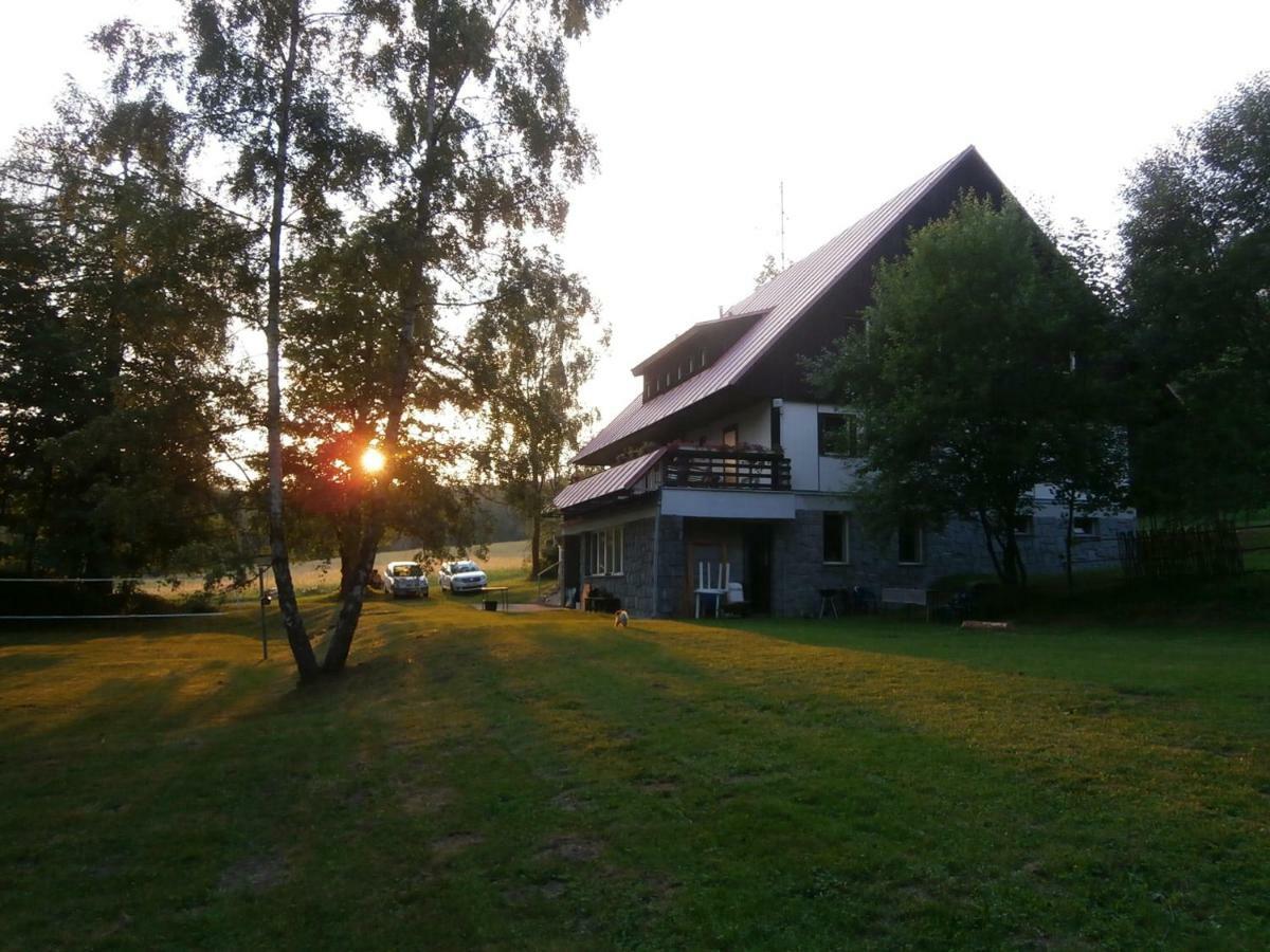 Penzion Luna Přední Výtoň Eksteriør bilde